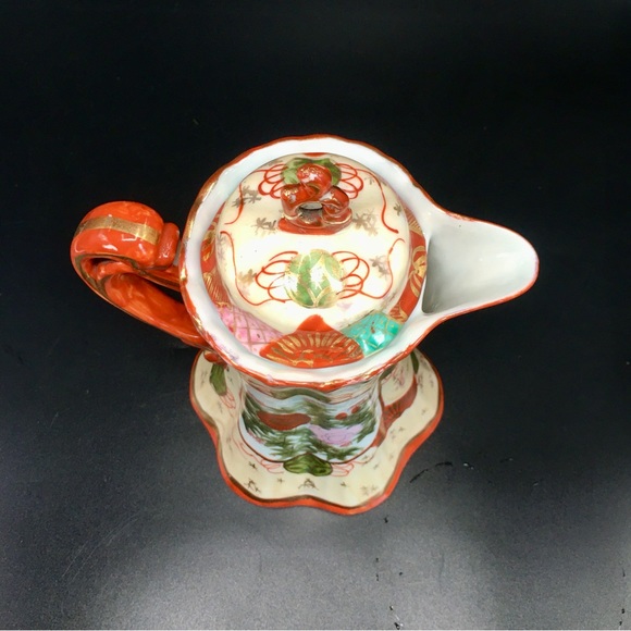 Antique Kutani Hand Painted Asian Floral Japanese CeramicTeapot Signed Meiji - Picture 5 of 9